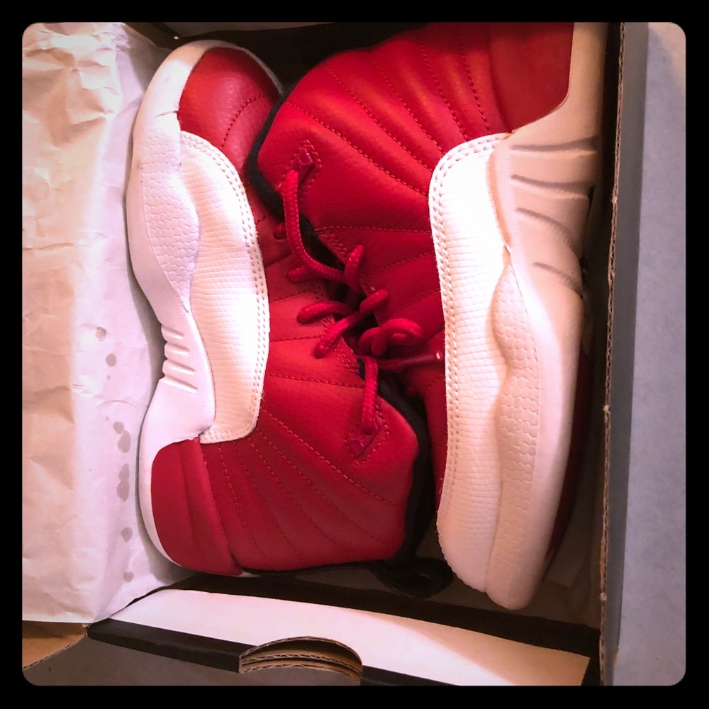 Kids Jordan 12 retro bp